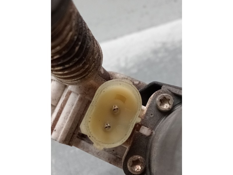 Recambio de elevalunas trasero izquierdo para bmw 5 (e39) 525 d referencia OEM IAM 9030143 5P 007006002A