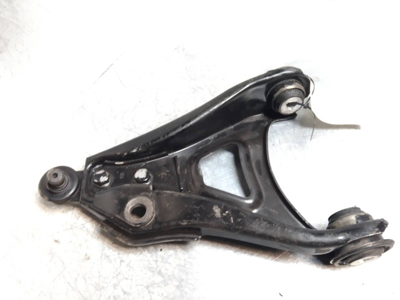 Recambio de brazo suspension inferior delantero izquierdo para renault clio ii fase i (b/cbo) 1.9 diesel referencia OEM IAM   