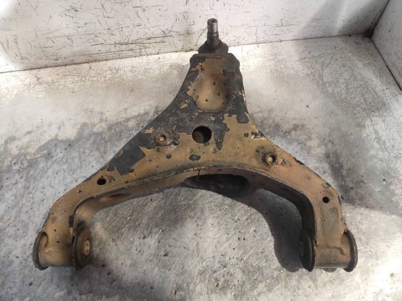 Recambio de brazo suspension inferior delantero izquierdo para volkswagen crafter caja cerrada caja cerrada 35 referencia OEM IA