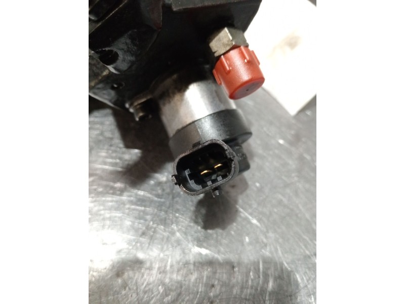 Recambio de bomba inyeccion para opel insignia a sedán (g09) 2.0 cdti (69) referencia OEM IAM 55571005 0445010193 BOSCH