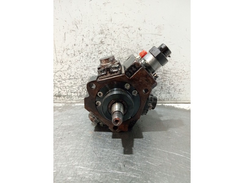 Recambio de bomba inyeccion para kia sorento i (jc) 2.5 crdi referencia OEM IAM 331004A410 0445010118 BOSCH