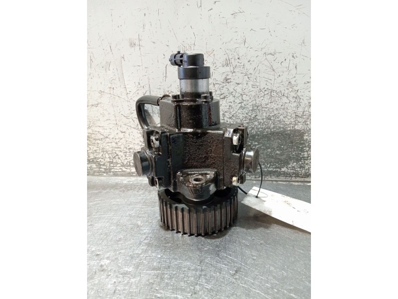 Recambio de bomba inyeccion para fiat bravo ii (198_) 1.9 d multijet (198axc1b) referencia OEM IAM 0055209062 0445010185 BOSCH