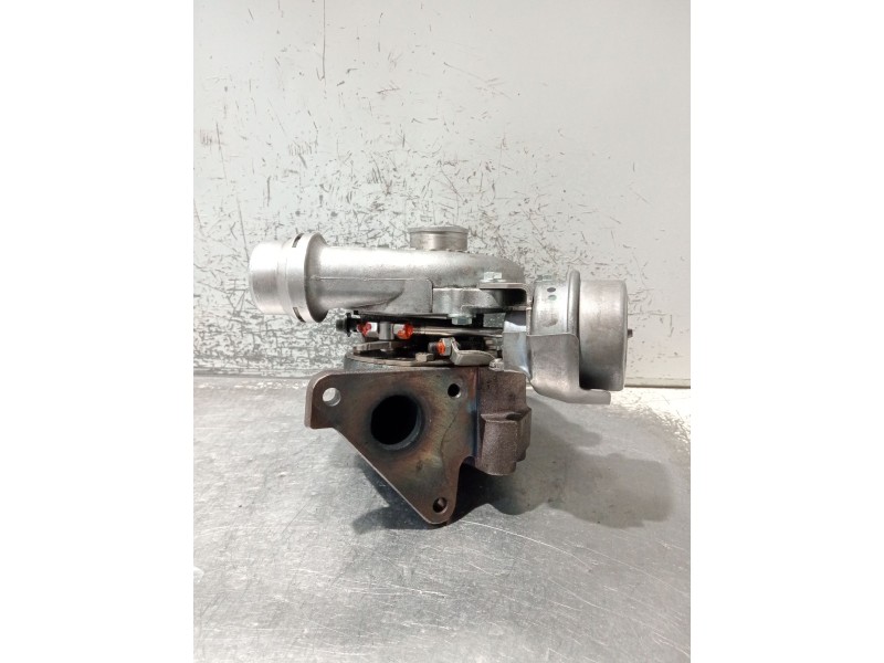Recambio de turbocompresor para renault megane ii (bm0/1_, cm0/1_) 1.5 dci (bm02, bm13, bm2a, cm02, cm13) referencia OEM IAM 543