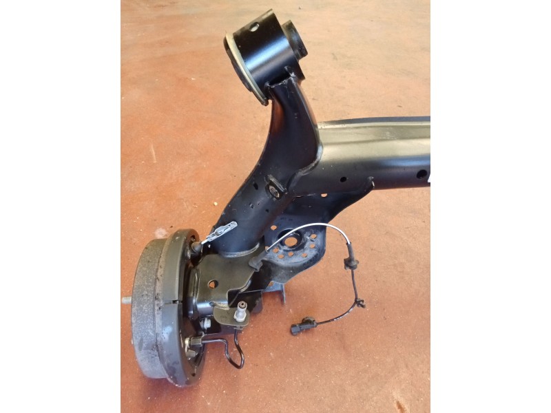 Recambio de puente trasero para ford fiesta (ce1) cool&connect referencia OEM IAM KE56983 E19102RS0609 TAMBOR/ABS