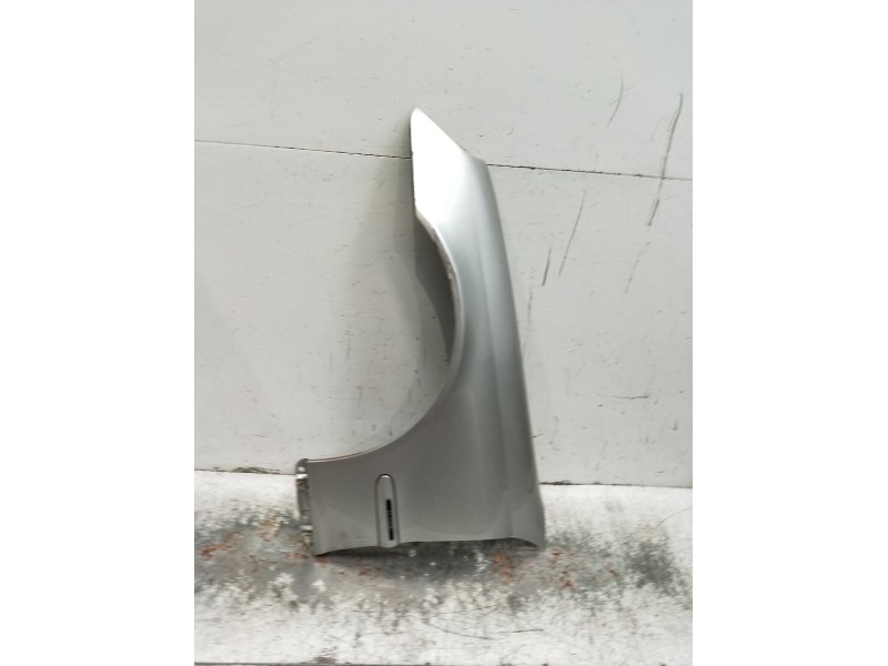 Recambio de aleta delantera izquierda para mercedes-benz clase c (w203) c 220 cdi (203.006) referencia OEM IAM   