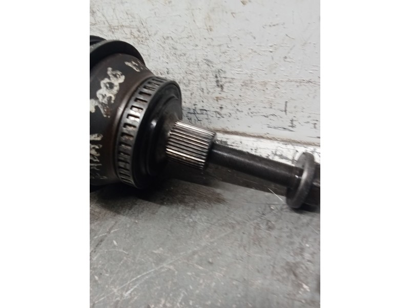 Recambio de transmision delantera izquierda para volkswagen passat b5 (3b2) 1.9 tdi referencia OEM IAM 8150151484139  