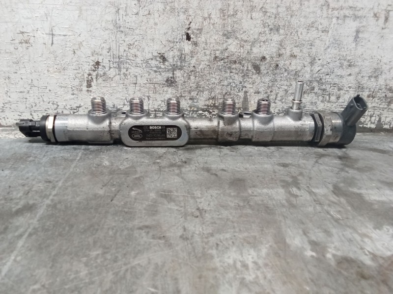 Recambio de rampa inyectora para jaguar e-pace (x540) 2.0 d180 awd referencia OEM IAM G4D39D280AA 0445214332 BOSCH