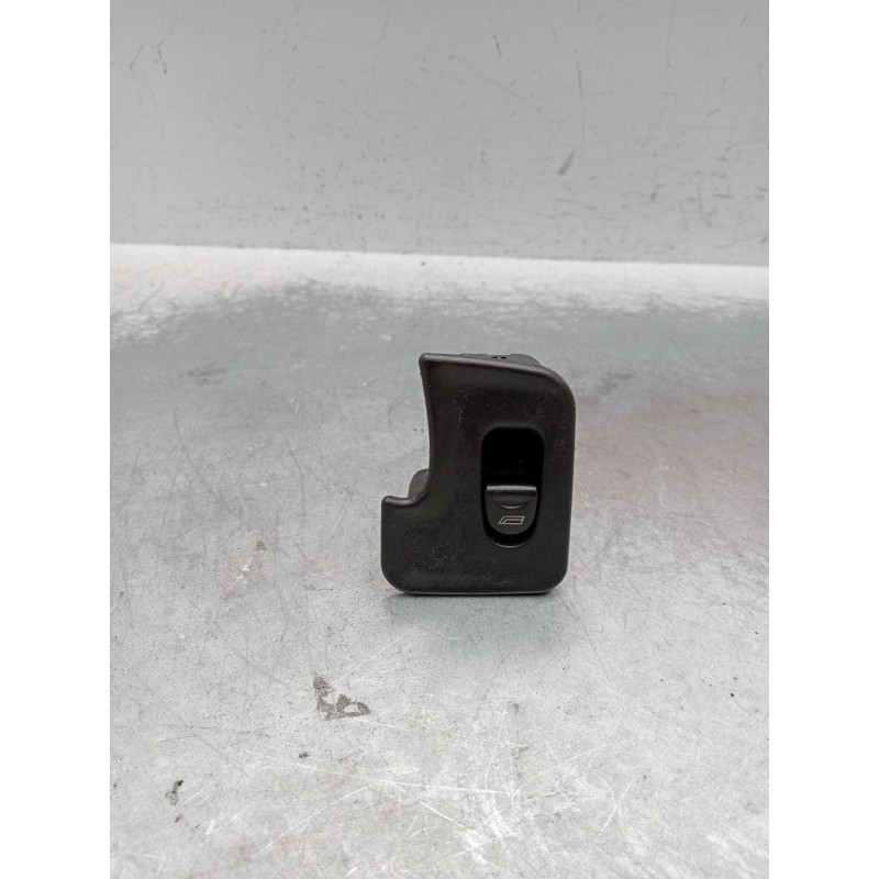Recambio de mando elevalunas delantero derecho para alfa romeo gt (937_) 1.9 jtd (937cxn1b) referencia OEM IAM 735263170  