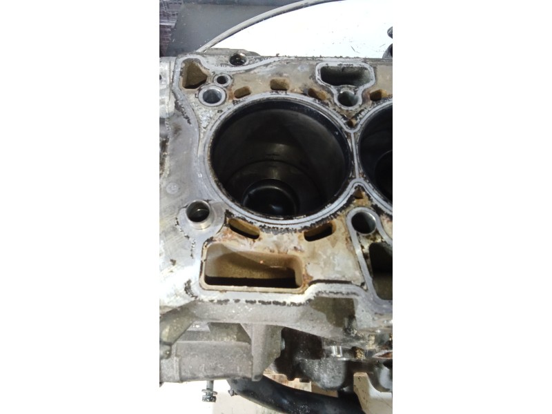 Recambio de bloque para bmw serie 3 berlina (e90) referencia OEM IAM N47D20A  82606691