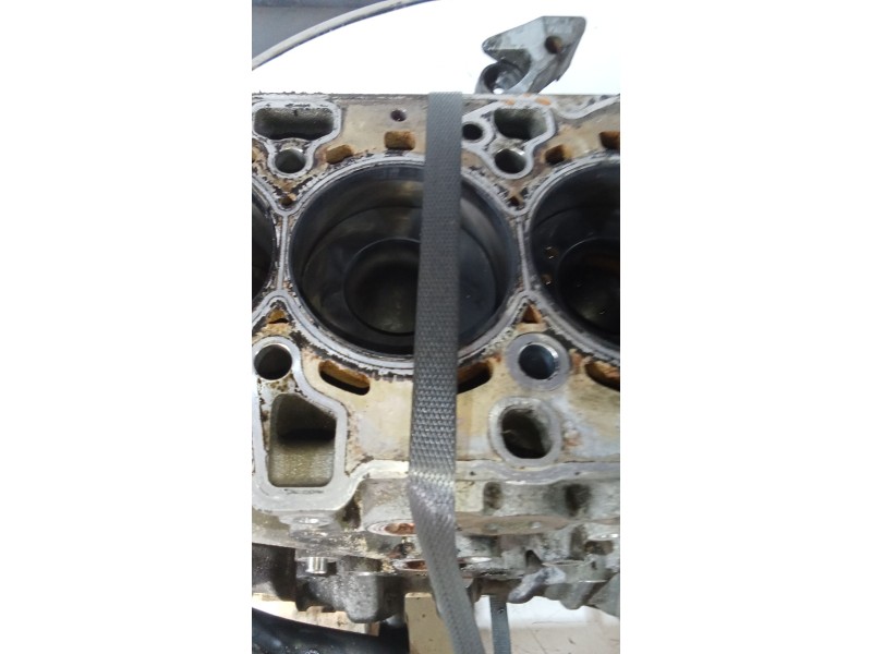 Recambio de bloque para bmw serie 3 berlina (e90) referencia OEM IAM N47D20A  82606691