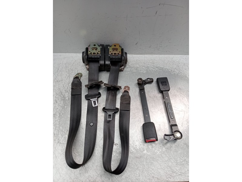 Recambio de juego cinturones delantero para volkswagen passat b5 (3b2) 1.9 tdi referencia OEM IAM   