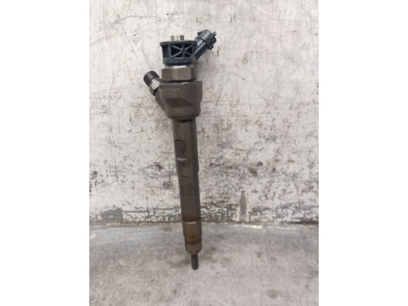 Recambio de inyector para jaguar e-pace (x540) 2.0 d180 awd referencia OEM IAM 64D39K546AB 0445111020 BOSCH