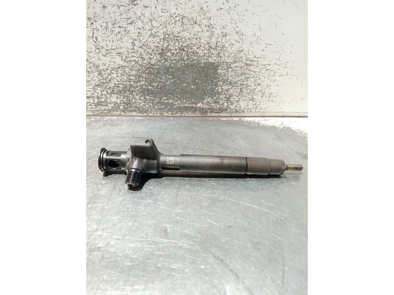 Recambio de inyector para ford s-max (cj, wa6) 2.0 tdci referencia OEM IAM 9674984080 28608948 DELPHI