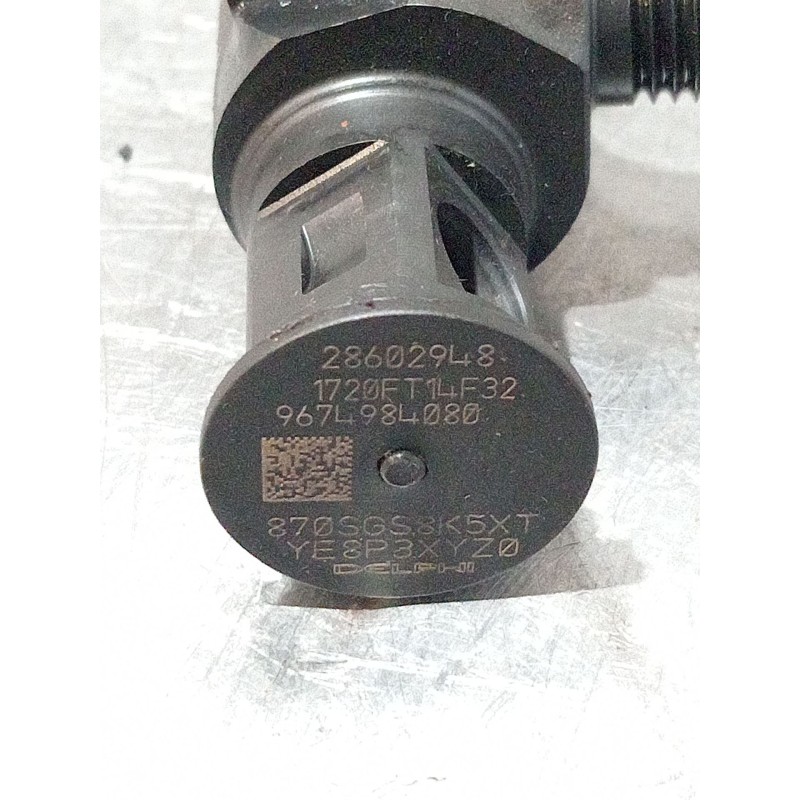 Recambio de inyector para ford s-max (cj, wa6) 2.0 tdci referencia OEM IAM 9674984080 28608948 DELPHI