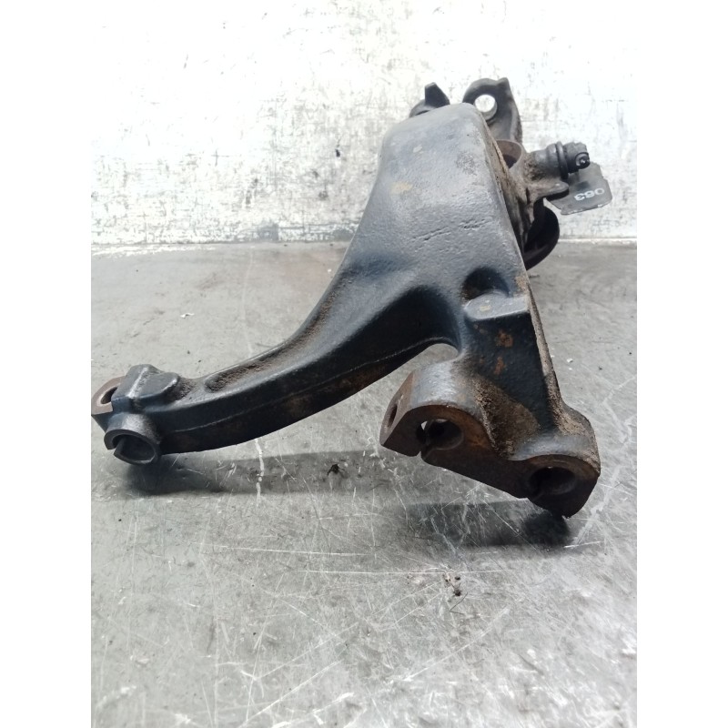 Recambio de mangueta delantera derecha para volkswagen passat b5 (3b2) 1.9 tdi referencia OEM IAM 8D0407258T  