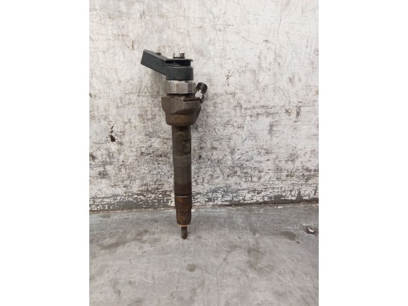 Recambio de inyector para bmw serie 3 berlina (e90) referencia OEM IAM 779844603 0445110289 BOSCH