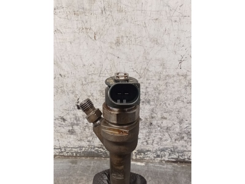 Recambio de inyector para bmw serie 3 berlina (e90) referencia OEM IAM 779844603 0445110289 BOSCH