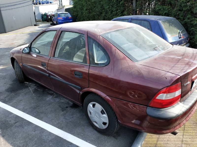 opel vectra b berlina del año 1997 opel vectra b berlina del año 1997