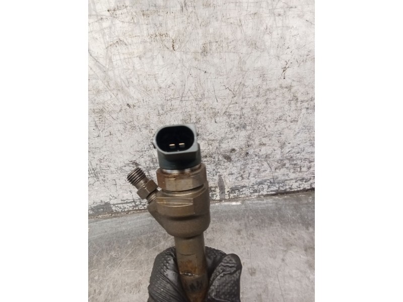 Recambio de inyector para bmw serie 3 berlina (e90) referencia OEM IAM 779844603 0445110289 BOSCH