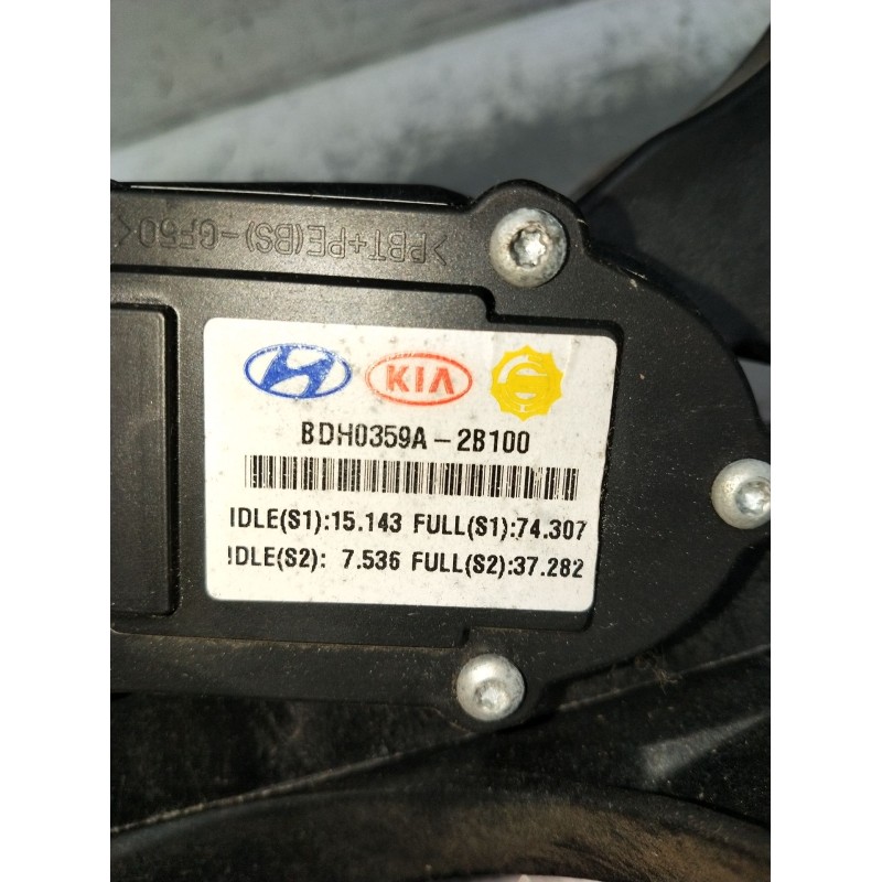 Recambio de potenciometro pedal para hyundai santa fé ii (cm) 2.2 crdi gls 4x4 referencia OEM IAM 327262B100 0359A2B100 BDH0359A