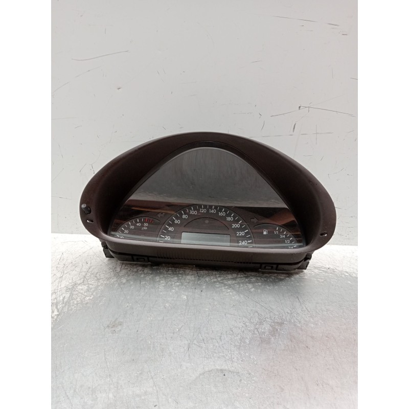 Recambio de cuadro instrumentos para mercedes-benz clase c (w203) c 200 cdi (203.007) referencia OEM IAM 110080231 A2035403047 