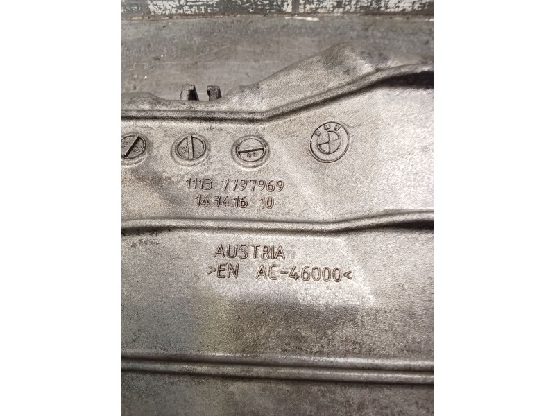 Recambio de carter para bmw serie 3 berlina (e90) referencia OEM IAM 11137797969 14341610 