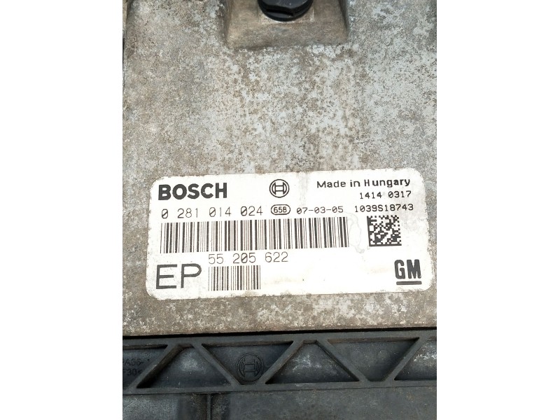 Recambio de centralita motor uce para opel zafira / zafira family b (a05) 1.9 cdti (m75) referencia OEM IAM 0281014024 55205622 