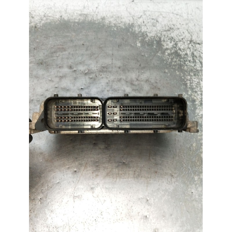 Recambio de centralita motor uce para opel zafira / zafira family b (a05) 1.9 cdti (m75) referencia OEM IAM 0281014024 55205622 