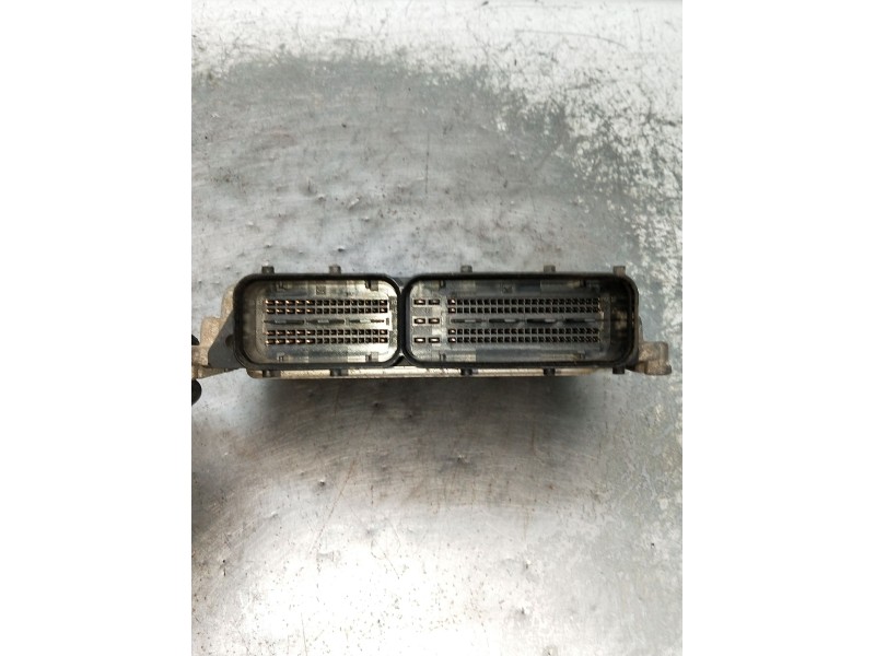 Recambio de centralita motor uce para opel zafira / zafira family b (a05) 1.9 cdti (m75) referencia OEM IAM 0281014024 55205622 