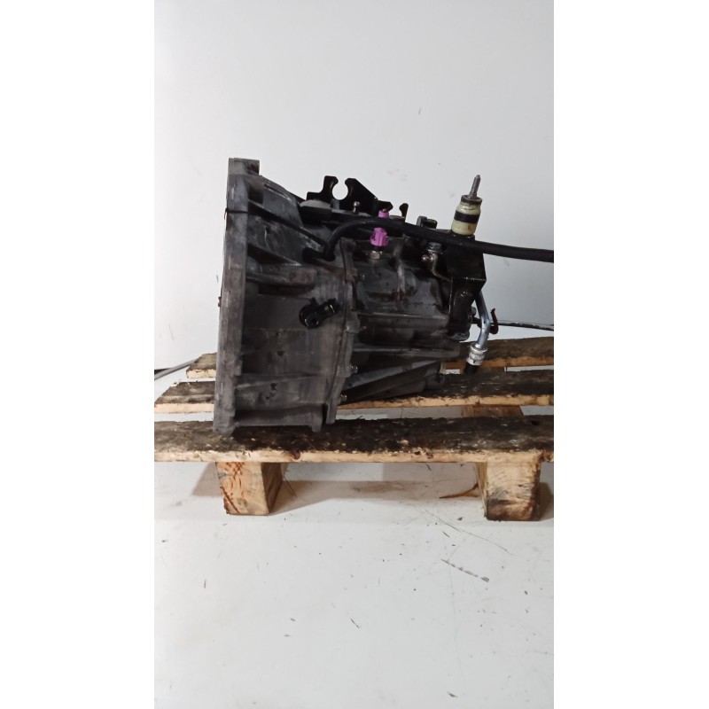 Recambio de caja cambios para nissan primastar furgoneta (x83) 2.0 dci 115 referencia OEM IAM PF6009 6v C006080
