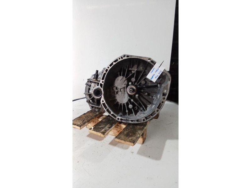 Recambio de caja cambios para nissan primastar furgoneta (x83) 2.0 dci 115 referencia OEM IAM PF6009 6v C006080