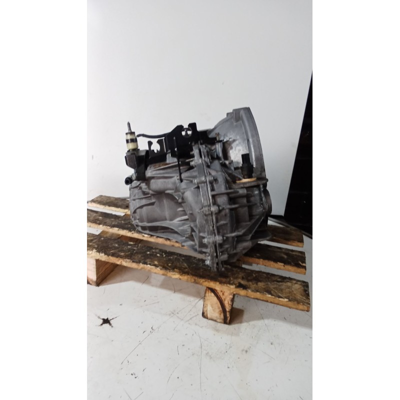 Recambio de caja cambios para nissan primastar furgoneta (x83) 2.0 dci 115 referencia OEM IAM PF6009 6v C006080