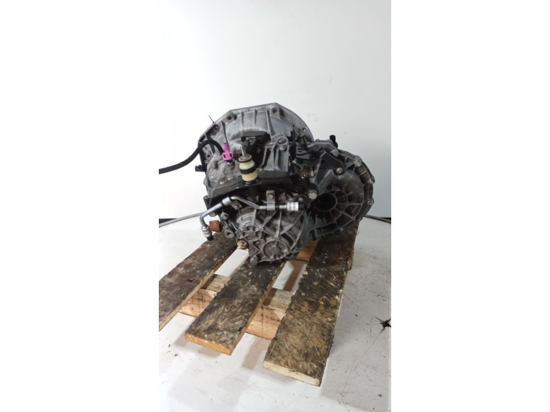 Recambio de caja cambios para nissan primastar furgoneta (x83) 2.0 dci 115 referencia OEM IAM PF6009 6v C006080