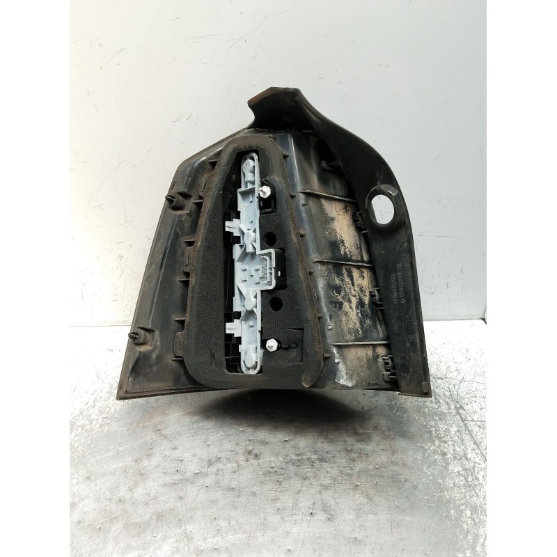 Recambio de piloto trasero derecho para opel zafira / zafira family b (a05) 1.9 cdti (m75) referencia OEM IAM 24451843 13252448 