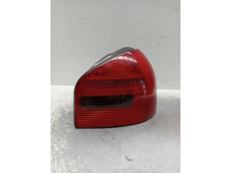 Recambio de piloto trasero derecho para audi a3 (8l1) 1.9 tdi referencia OEM IAM   