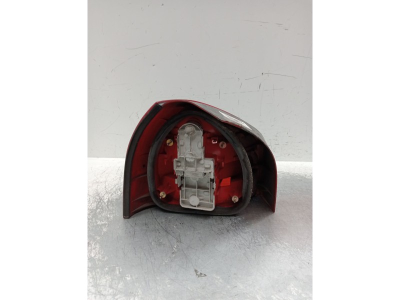 Recambio de piloto trasero derecho para audi a3 (8l1) 1.9 tdi referencia OEM IAM   