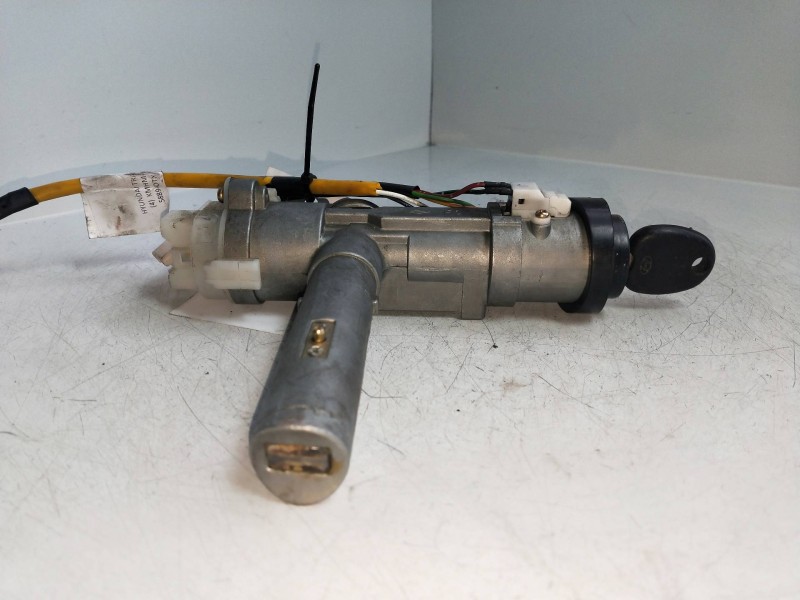 Recambio de conmutador de arranque para hyundai trajet (fo) 2.0 gls referencia OEM IAM   