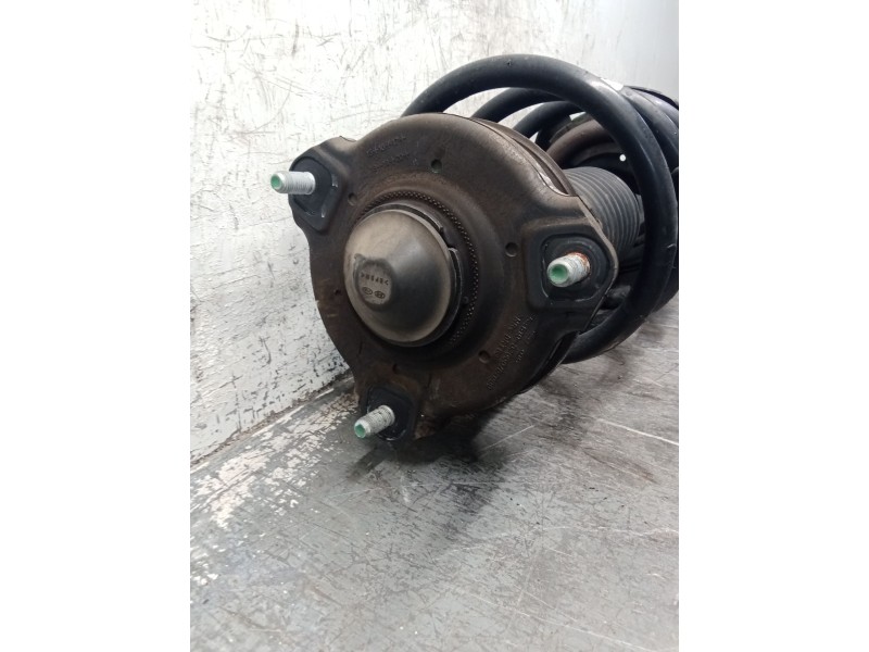 Recambio de amortiguador delantero derecho para hyundai tucson (tl, tle) 1.7 crdi referencia OEM IAM 54660D7000  