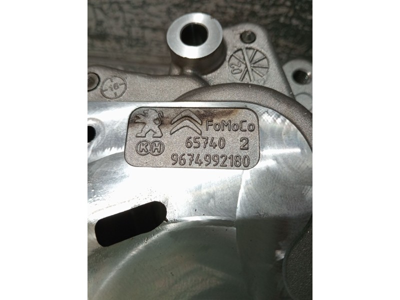 Recambio de bomba aceite para ford s-max (cj, wa6) 2.0 tdci referencia OEM IAM 9674992180 9674992280 