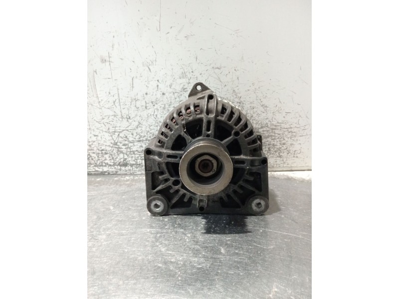 Recambio de alternador para renault megane ii station wagon (km0/1_) 1.9 dci referencia OEM IAM 8200410671 2543207D 