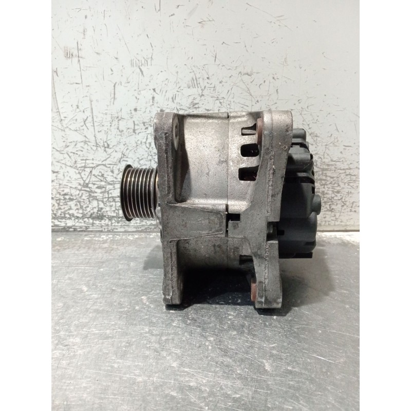 Recambio de alternador para renault megane ii station wagon (km0/1_) 1.9 dci referencia OEM IAM 8200410671 2543207D 
