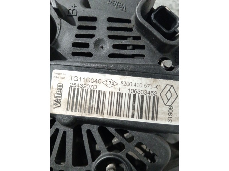 Recambio de alternador para renault megane ii station wagon (km0/1_) 1.9 dci referencia OEM IAM 8200410671 2543207D 