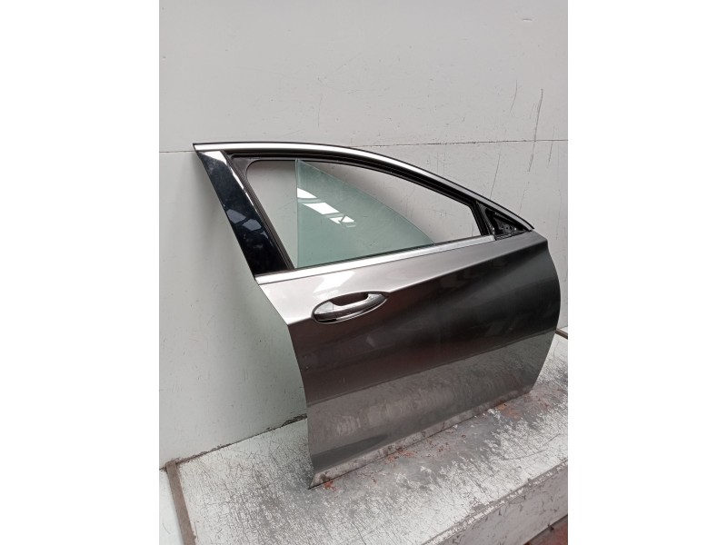 Recambio de puerta delantera derecha para infiniti q30 2.2 d referencia OEM IAM  5P 