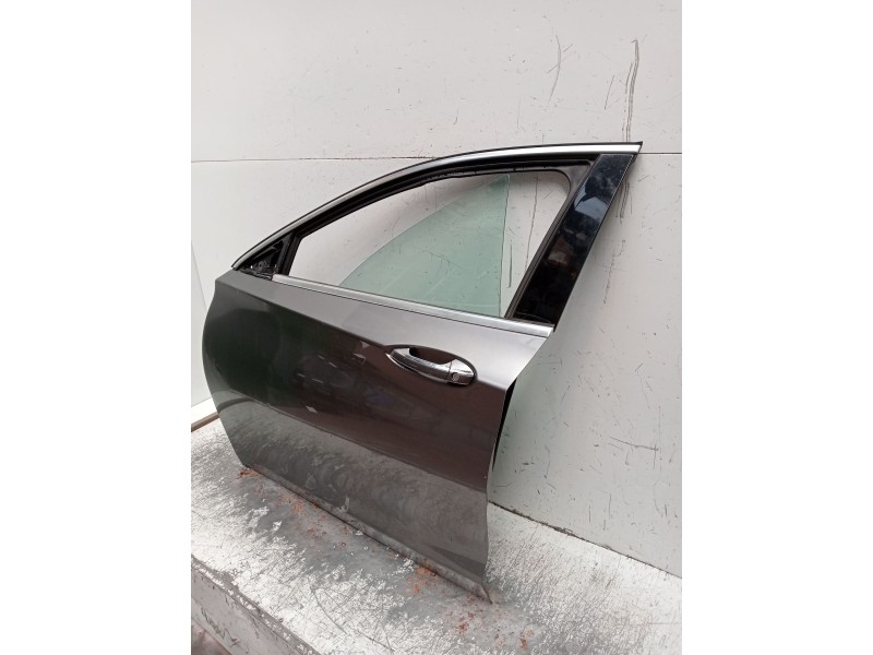 Recambio de puerta delantera izquierda para infiniti q30 2.2 d referencia OEM IAM  5P 