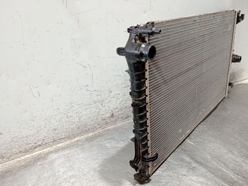 Recambio de radiador agua para bmw x1/ix1 u11 x1 sdrive18d referencia OEM IAM 1711984687202 25136310 