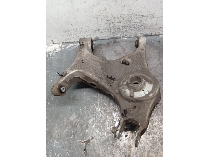 Recambio de brazo suspension inferior trasero izquierdo para jaguar e-pace (x540) 2.0 d180 awd referencia OEM IAM FK725B531AG  