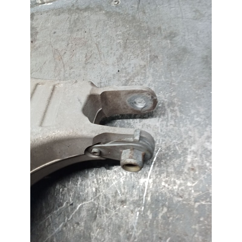 Recambio de brazo suspension inferior trasero derecho para jaguar e-pace (x540) 2.0 d180 awd referencia OEM IAM FK725B530AG  