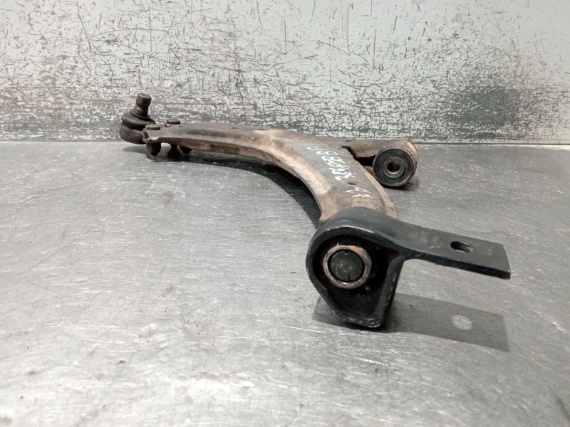 Recambio de brazo suspension inferior delantero izquierdo para citroën xsara (n1) 1.9 td referencia OEM IAM    Recambio de brazo suspension inferior delantero izquierdo para citroën xsara (n1) 1.9 td referencia OEM IAM