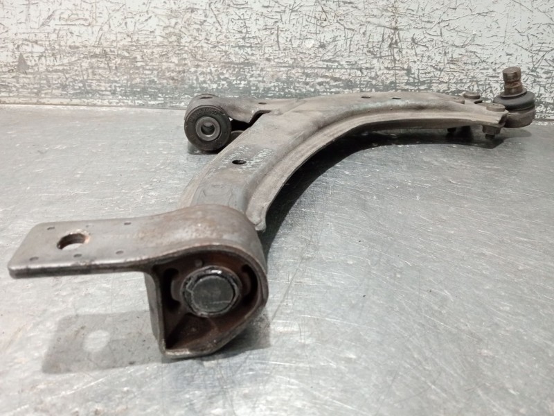 Recambio de brazo suspension inferior delantero derecho para citroën xsara break (n2) 1.6 16v referencia OEM IAM   