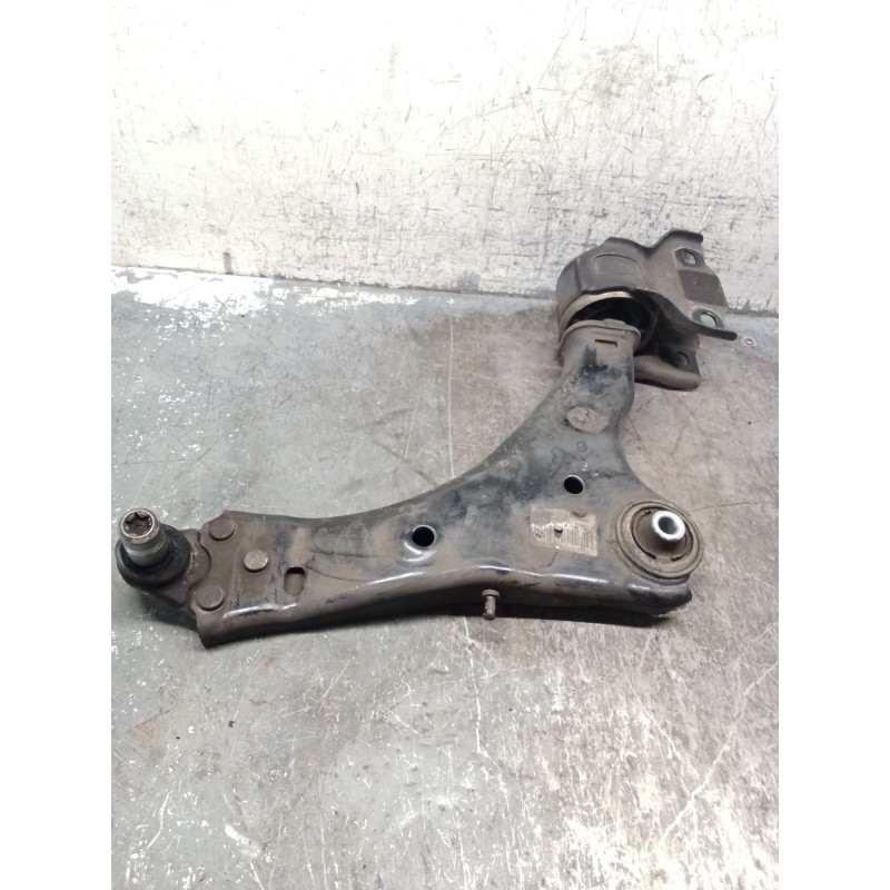 Recambio de brazo suspension inferior delantero derecho para jaguar e-pace (x540) 2.0 d180 awd referencia OEM IAM J9C33A052AD  